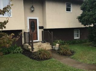 87 Catherine St, Moosic, PA 18507