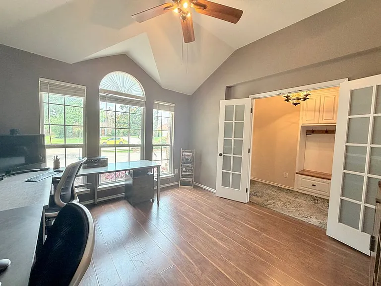 15760 Scenic Rd — Photo 3