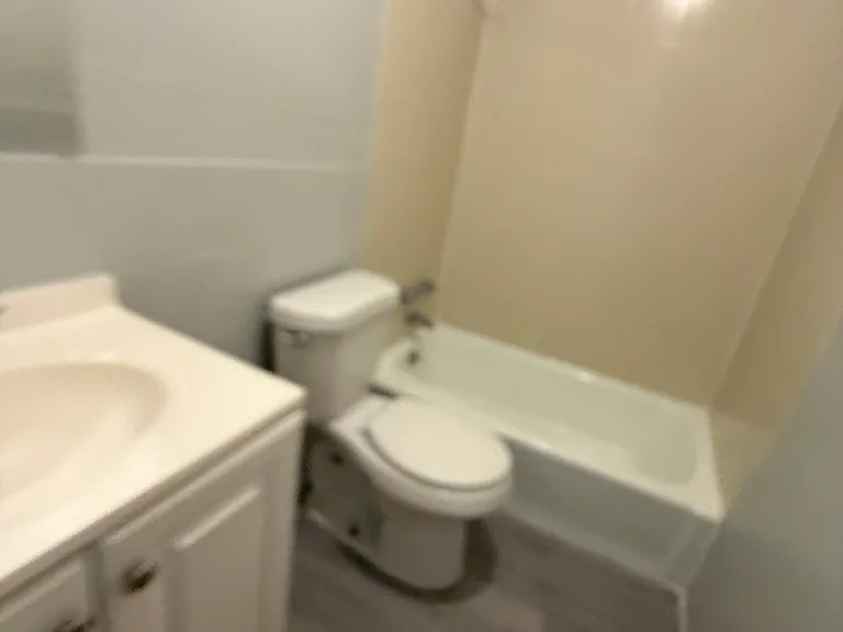 10 Walnut St #110 — Photo 3