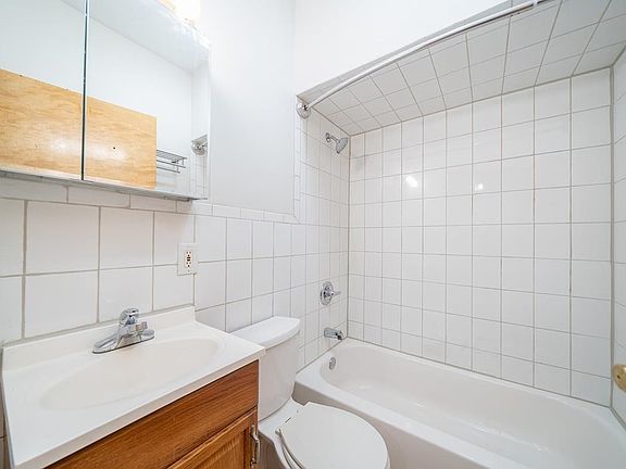 5th image of 100 Central Ave #3