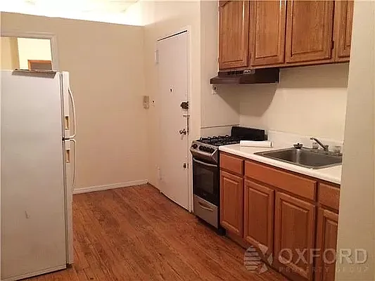 Rented by Oxford Property Group | media 20