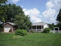 2nd image of 3944 Felice Ct