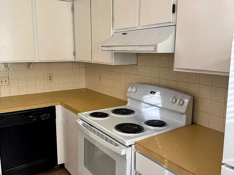 726 Delaware Ave #A — Photo 5