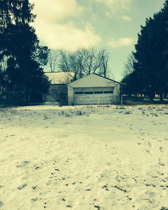 2nd image of 9222 Hazelton Etna Rd SW