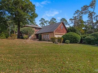 9040 Woodrun Rd, Pensacola, FL 32514