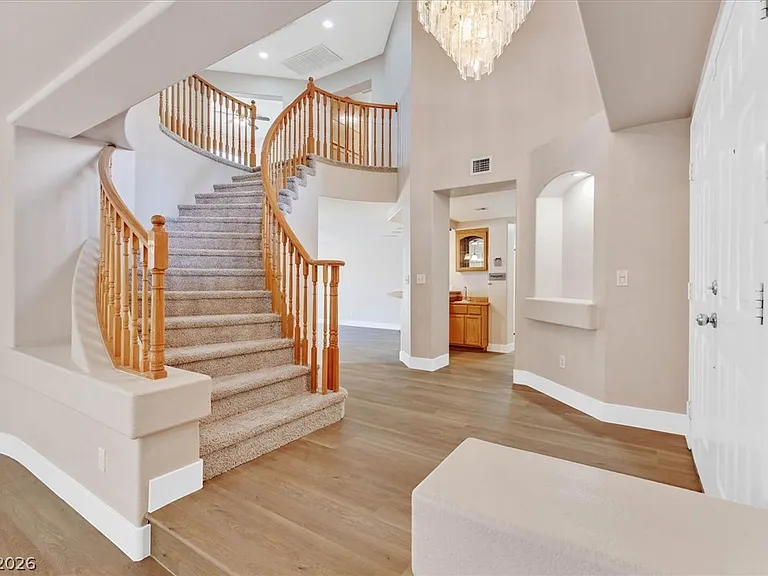 2704 Timber Crossing Ct — Photo 13