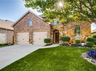 325 Bluefinch Dr, Little Elm, TX 75068