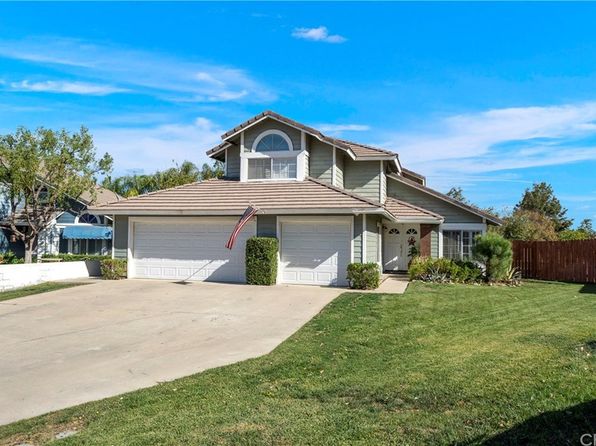 Vaulted Ceilings Lake Elsinore Real Estate 9 Homes For Sale Zillow