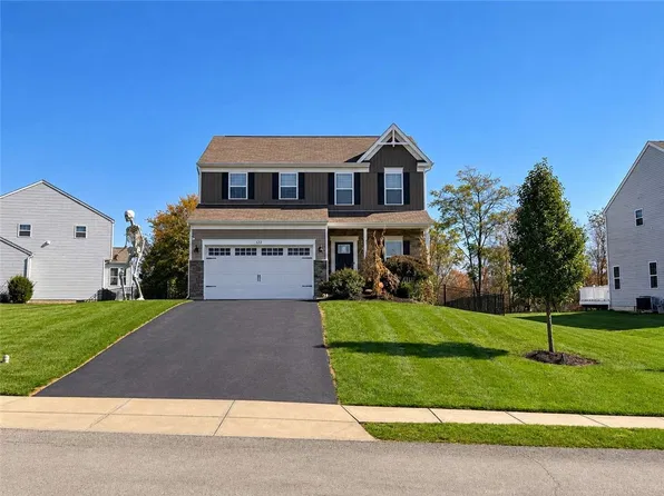 122 Kruger Cir, Evans City, PA 16033