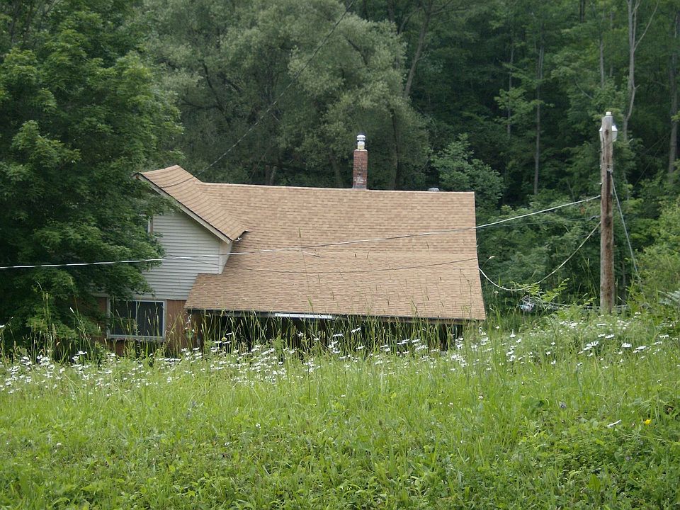2nd image of 8982 Barber Hollow Rd