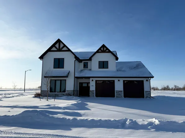 1801 36th Ave W, Williston, ND 58801