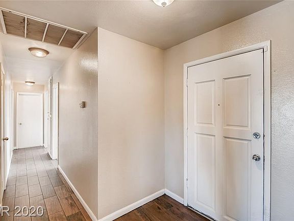 2nd image of 1700 Miner Way