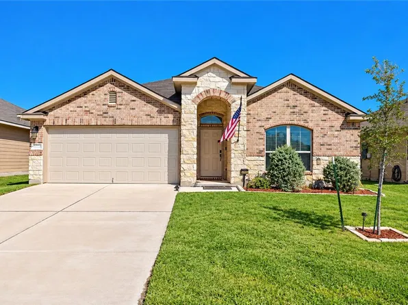 2022 Chief St, Bryan, TX 77807