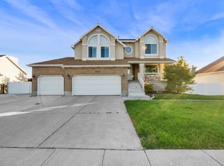 10238 S Snow Iris Way, Sandy, UT 84092