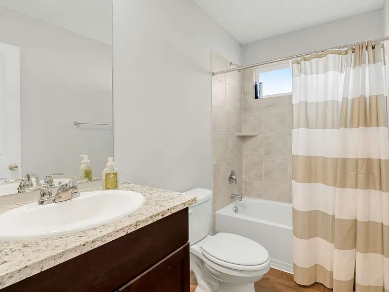 15327 Shortwing — Photo 4