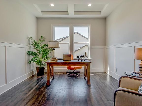 5th image of 1073 Montrose #70-lot 70