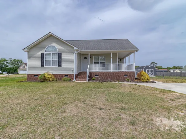 301 Stewarts Farm Rd, La Grange, NC 28551
