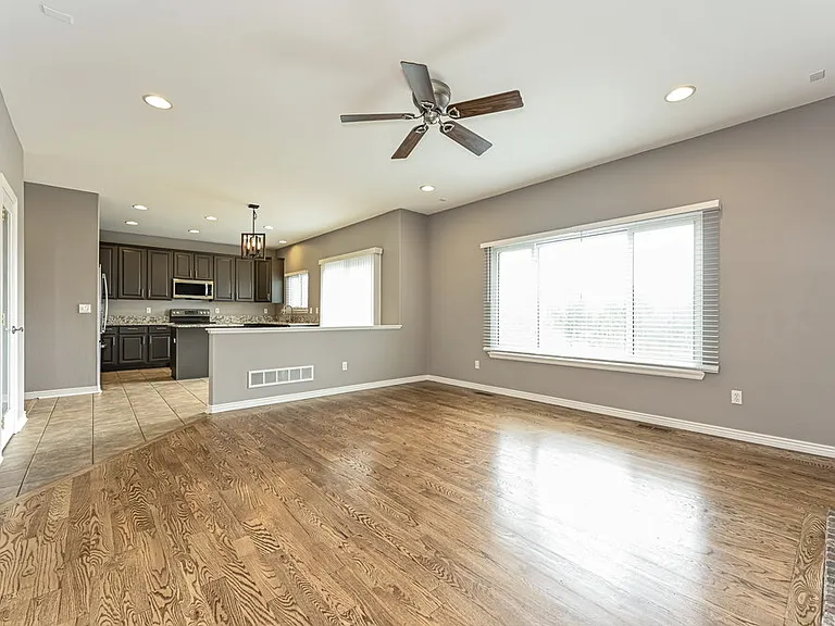 858 Sundown Dr — Photo 8