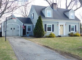 14 Westfield Rd, Warwick, RI 02888