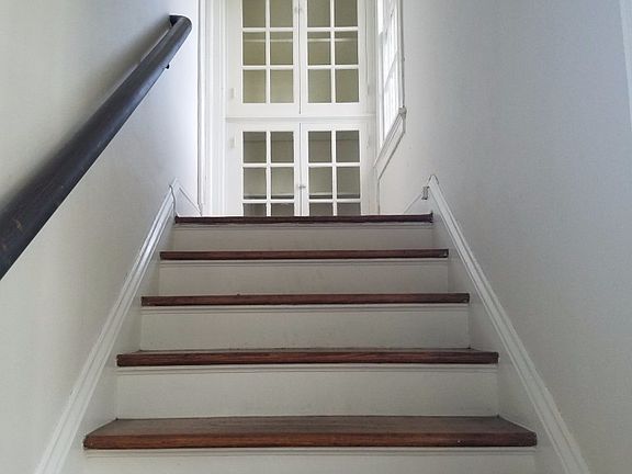 5th image of 3001 1/2 Ponce De Leon St