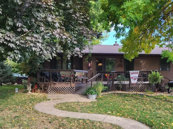 923 N Oak St, Creston, IA 50801