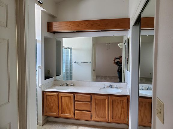 5th image of 149 Cornerstone Ct