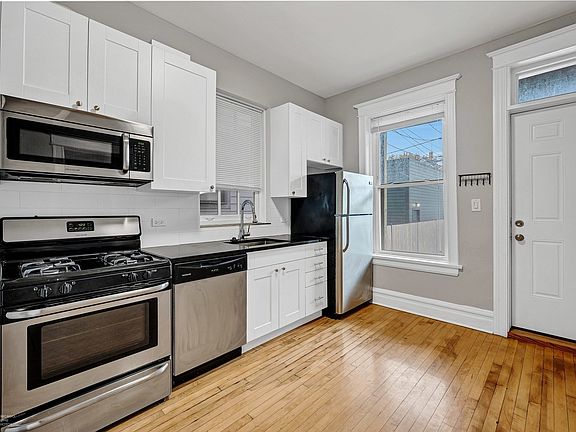 5th image of 2524 N Campbell Ave APT 1