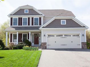 7 Twin Pines Dr, Wallingford, CT 06492