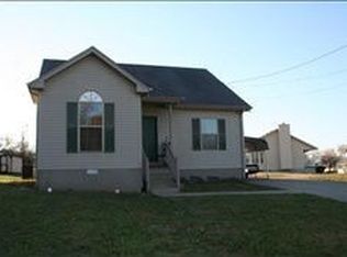 417 Cedar Park Cir, La Vergne, TN 37086
