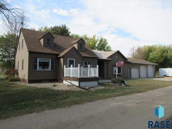 11388 250th St, Adrian, MN 56110