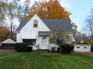 1388 Beechcrest St NW, Warren, OH