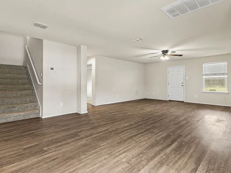 10007 Raspberry Oak — Photo 6