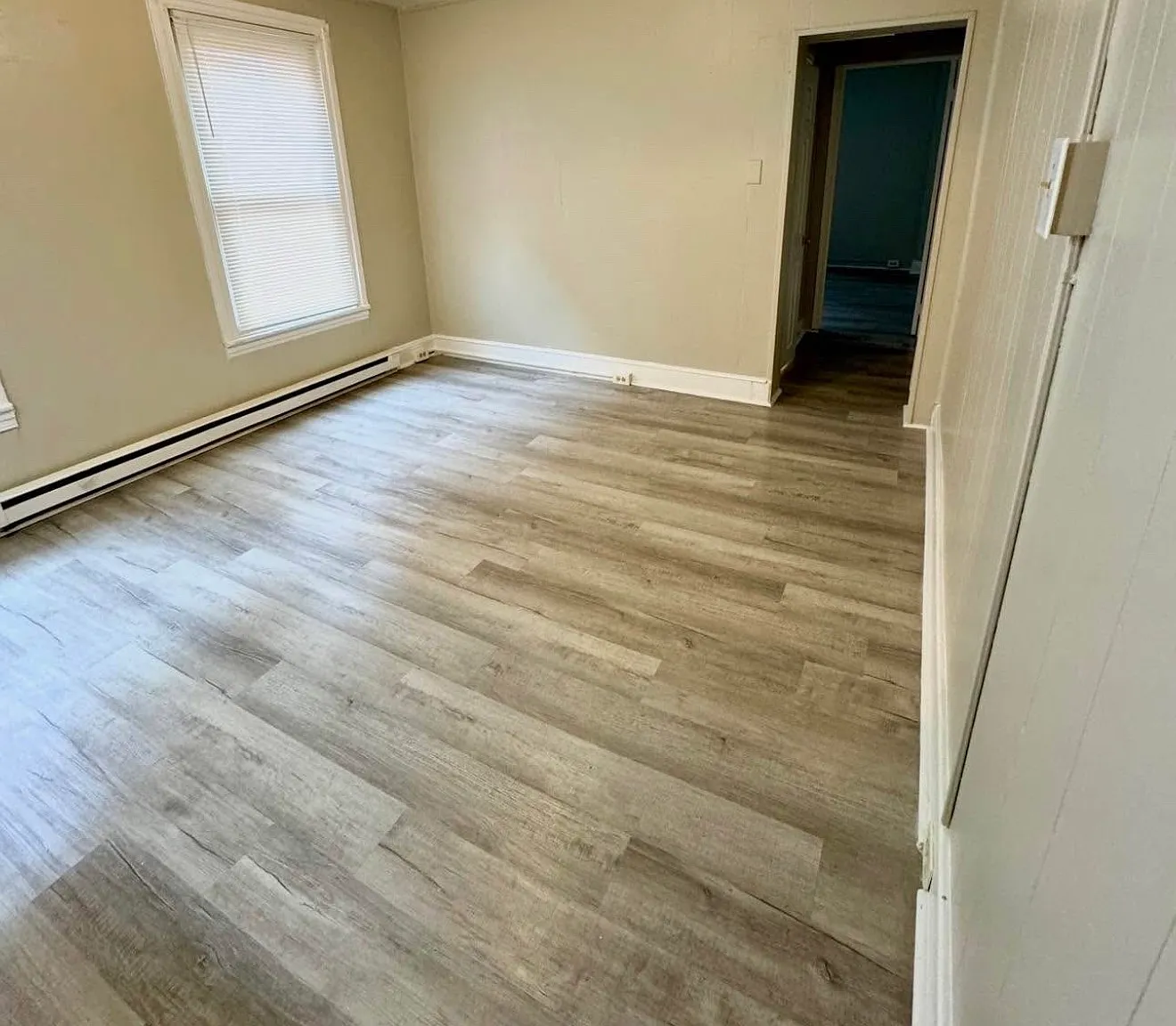 2 bed, $1,300 — Photo 3