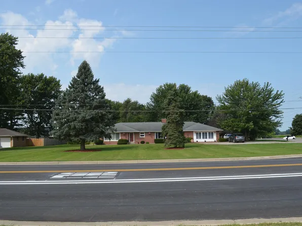 1574 N Main St, Nappanee, IN 46550