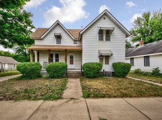 915 2nd Ave NW, Faribault, MN 55021