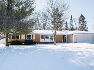 812 E 18th St, Marshfield, WI 54449
