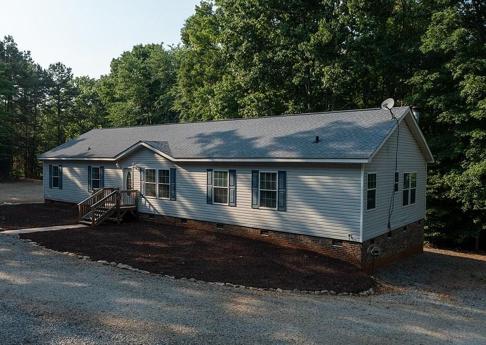 1st image of 741 Mallard Ln