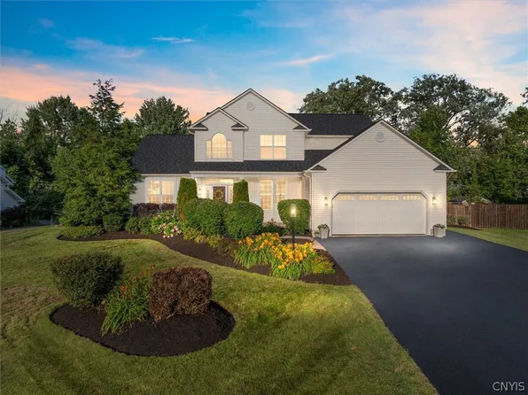 8636 Deena Crse, Cicero, NY 13039