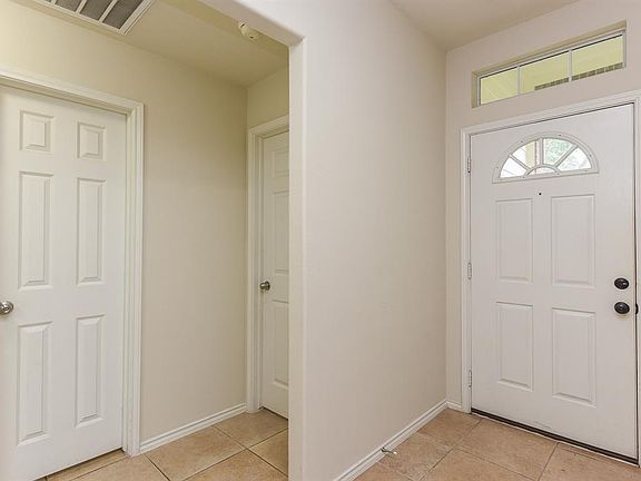 3rd image of 16434 Green Feather Dr