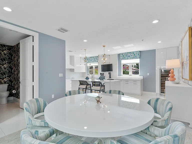 57 Isle Of Venice Dr #57 — Photo 25