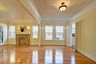 4th image of 808 N Sycamore Ave