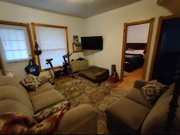 4th image of 16 Livingston St APT 2A