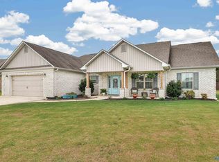 26437 Sydney Dr, Elkmont, AL 35620