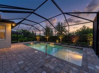 4745 Antrim Dr, Sarasota, FL 34240