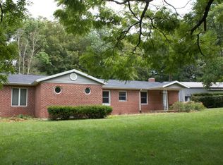 2948 E Tulip Rd, Bloomfield, IN 47424