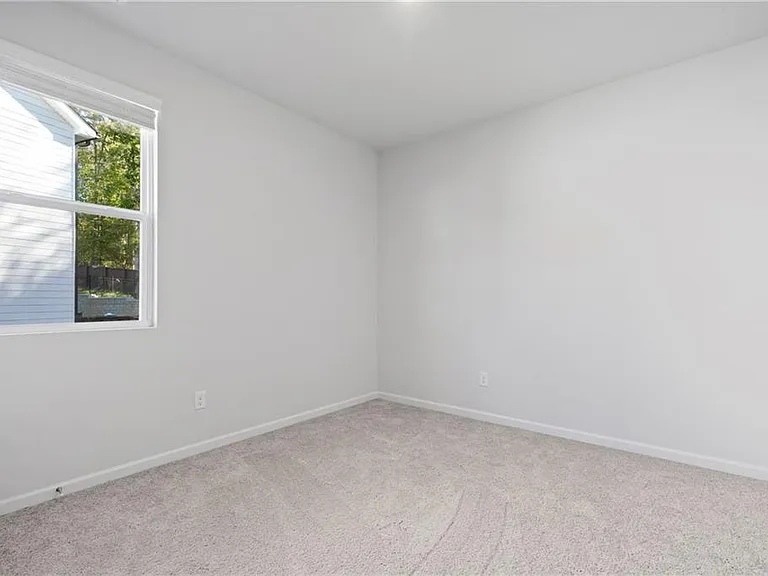 785 Summerwood Ln — Photo 20