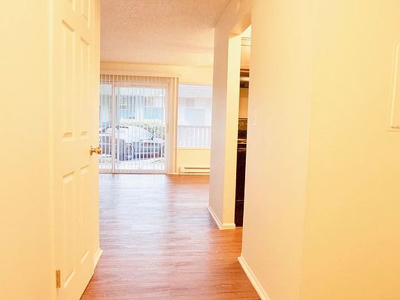 3rd image of 1258 Weiland St APT B7