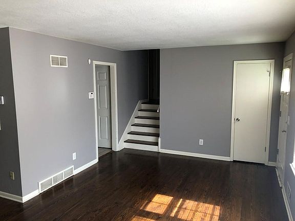 5th image of 7308 Norton Ave