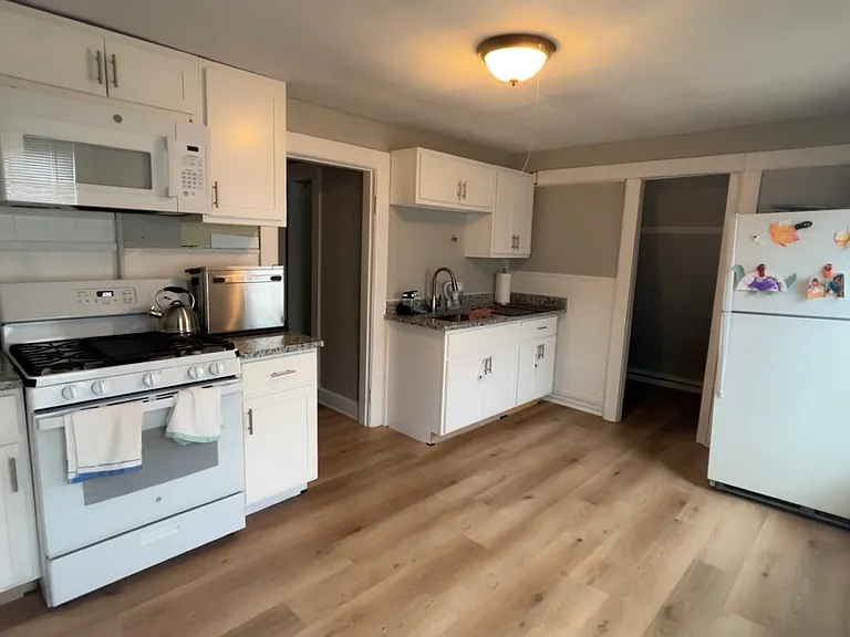 21 Wendell Pl #3 — Photo 7