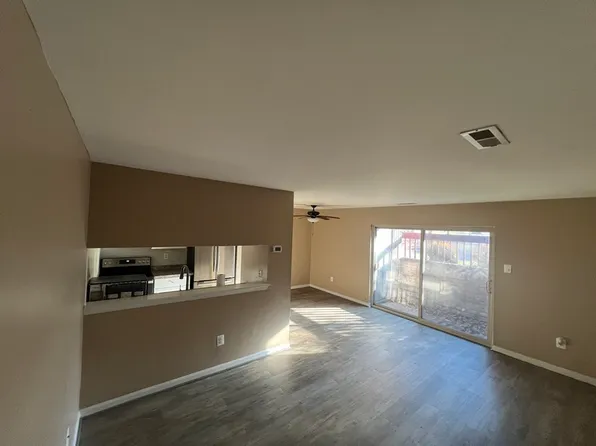 2X Banyan Wood Ct, Essex, MD 21221